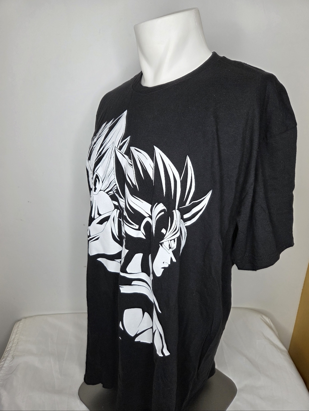NWT Dragon BallZ Size XXL Goku Gohan Black Graphic Tee - Sold Out In Stores - Picture 2 of 9